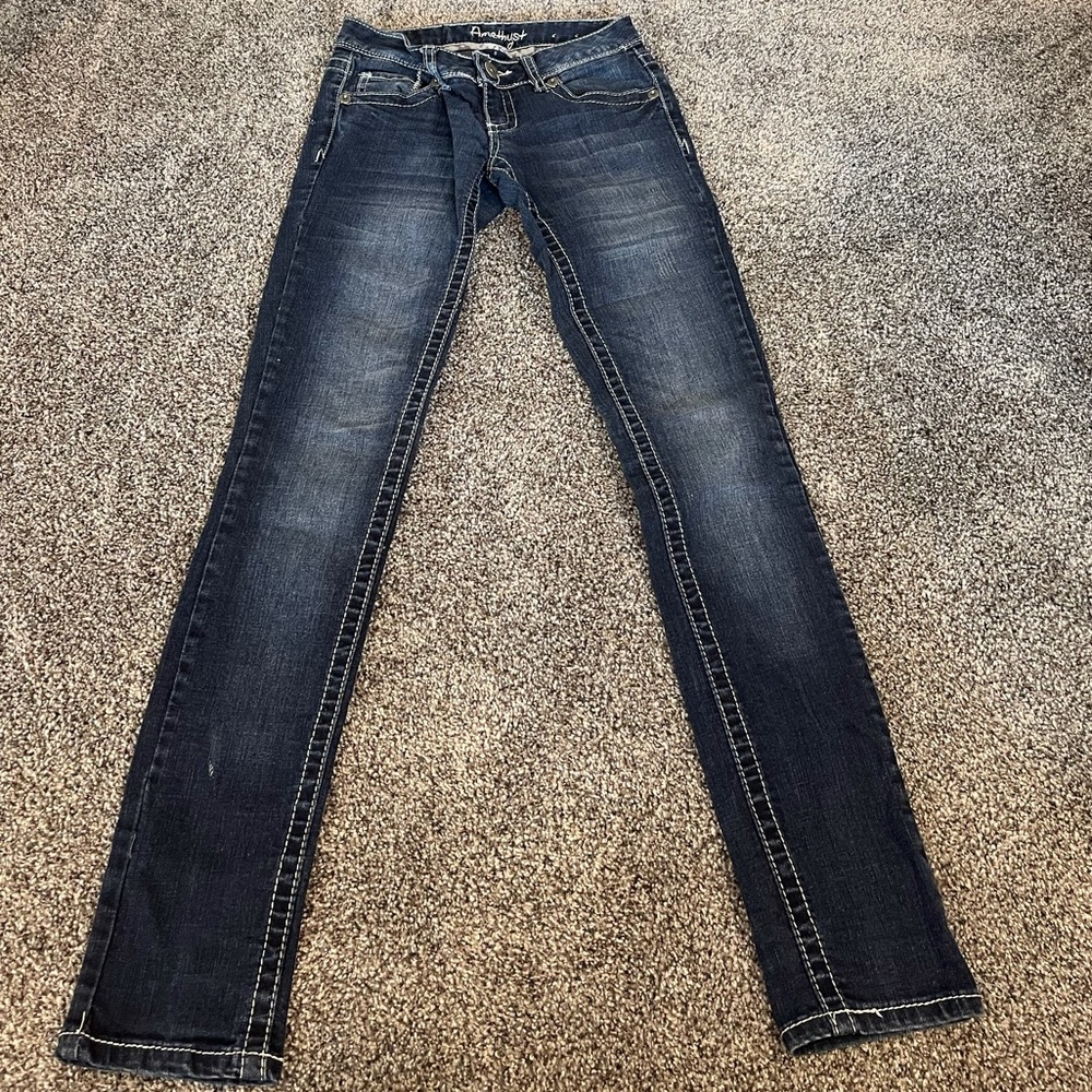 Amethyst pattern pocket jeans